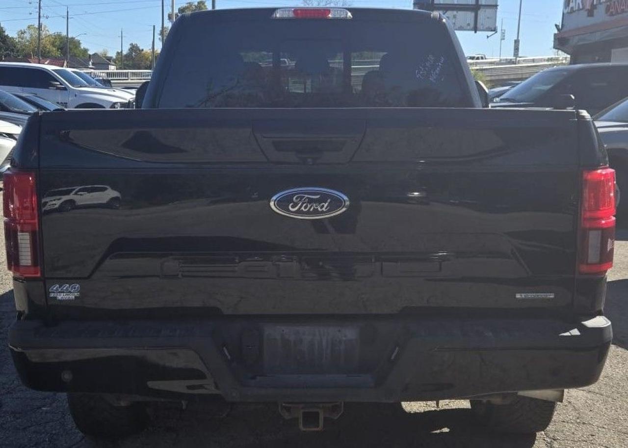 2020 Ford F-150 LARIAT / NO ACCIDENTS / LEATHER / NAV / PANO ROOF - Photo #3