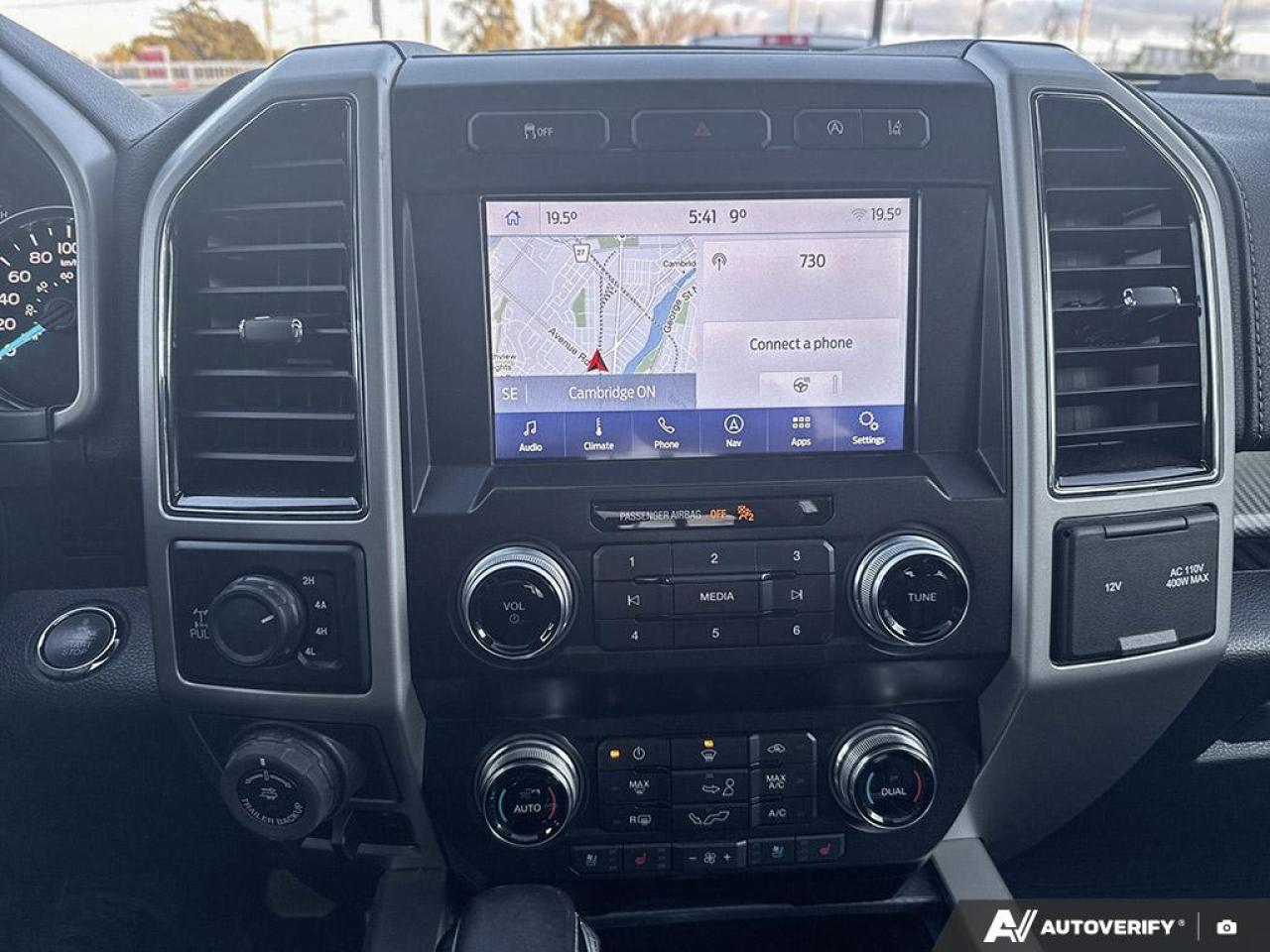 2020 Ford F-150 LARIAT / NO ACCIDENTS / LEATHER / NAV / PANO ROOF - Photo #18
