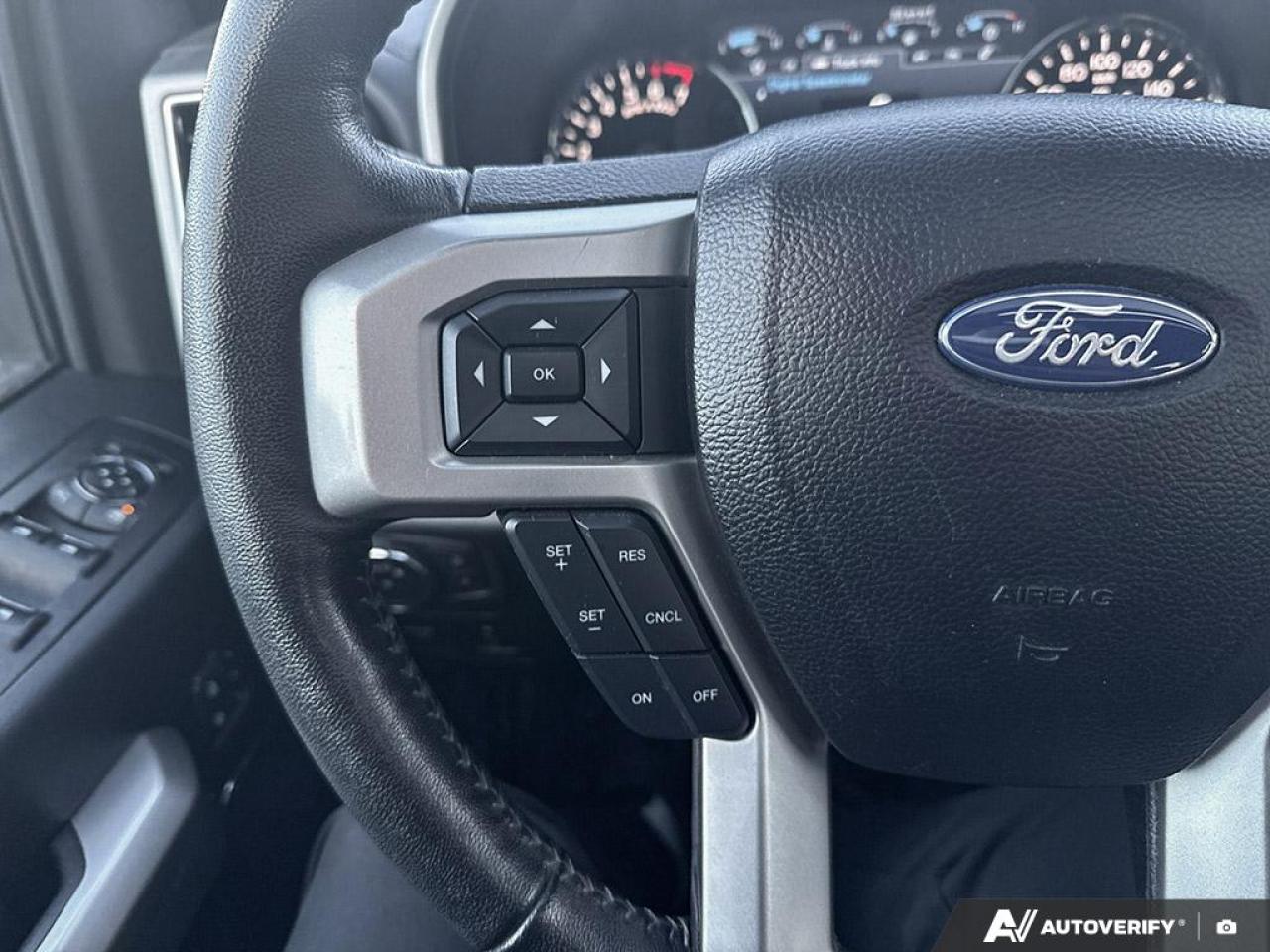 2020 Ford F-150 LARIAT / NO ACCIDENTS / LEATHER / NAV / PANO ROOF - Photo #22