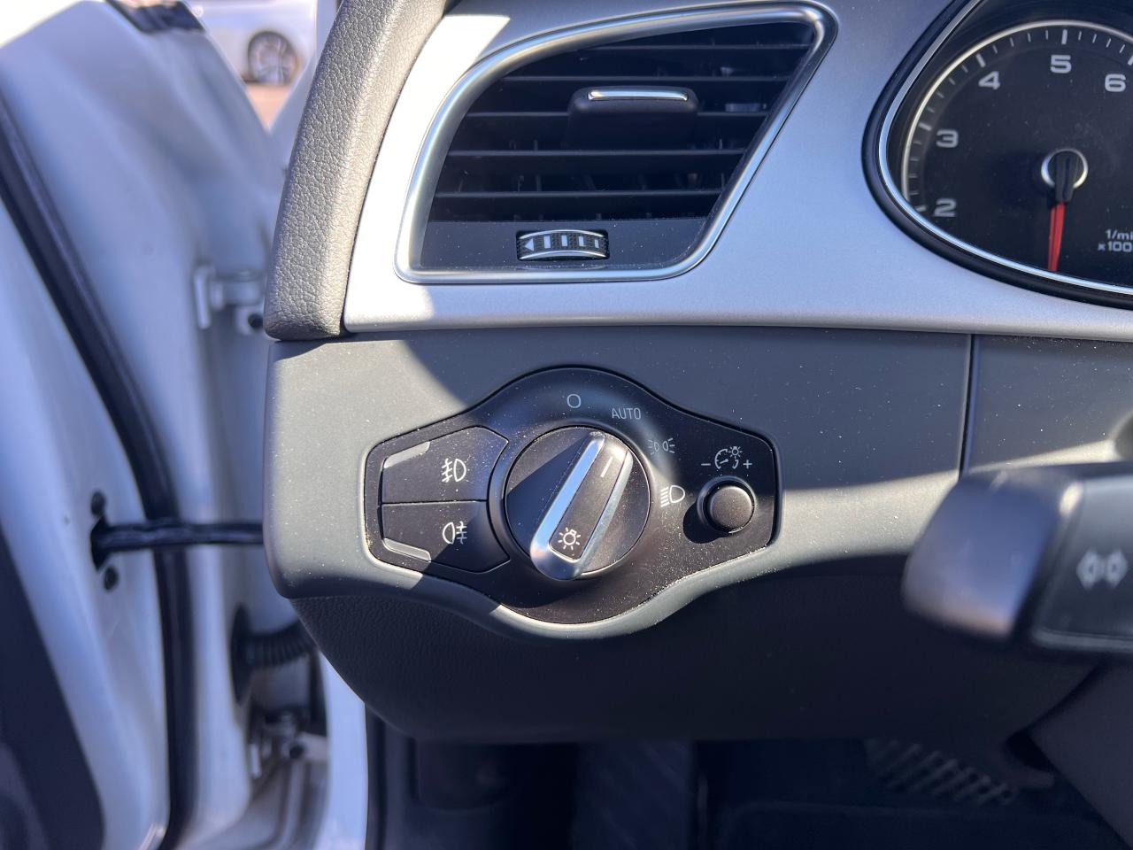 2016 Audi A4 Technik Photo25