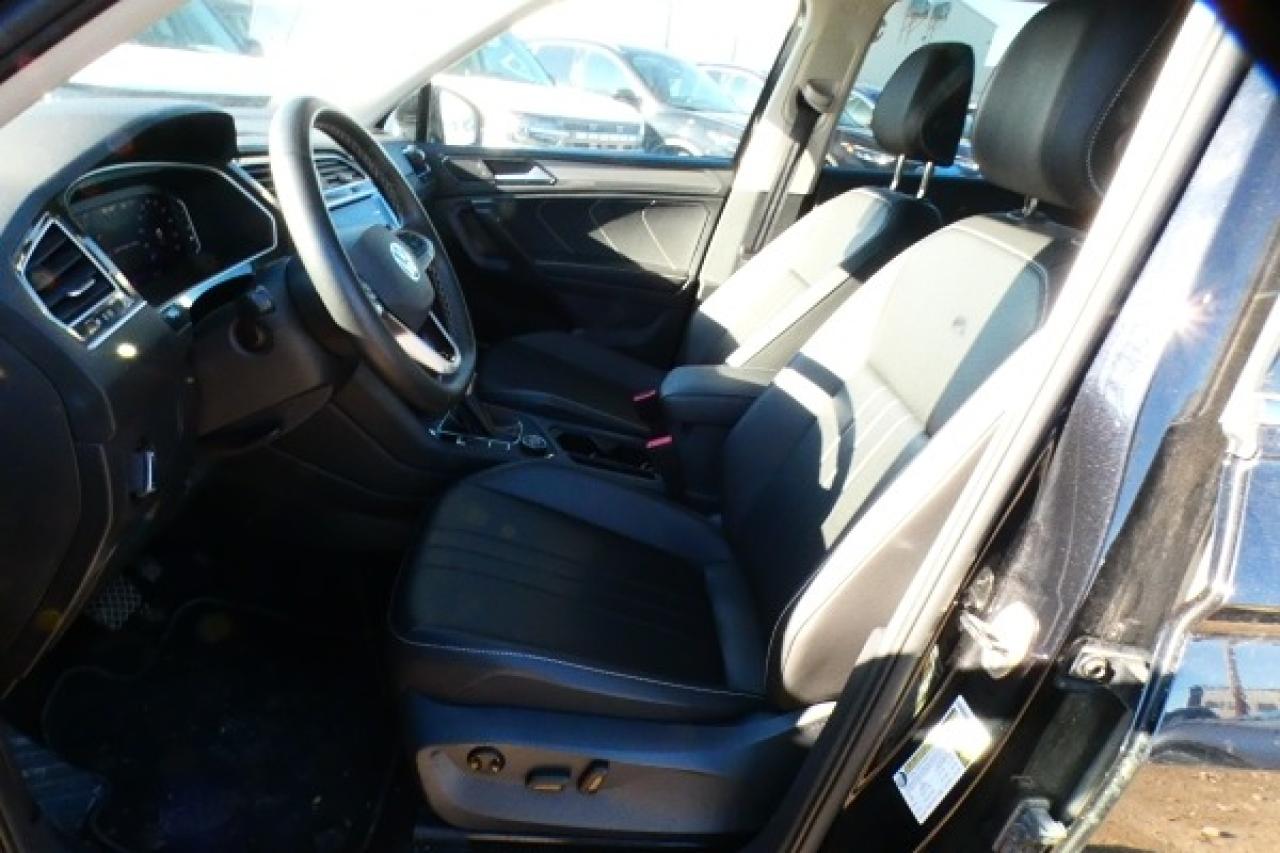 2024 Volkswagen Tiguan Comfortline 4MOTION w/Htd Leather, pano S/R, BUC - Photo #11