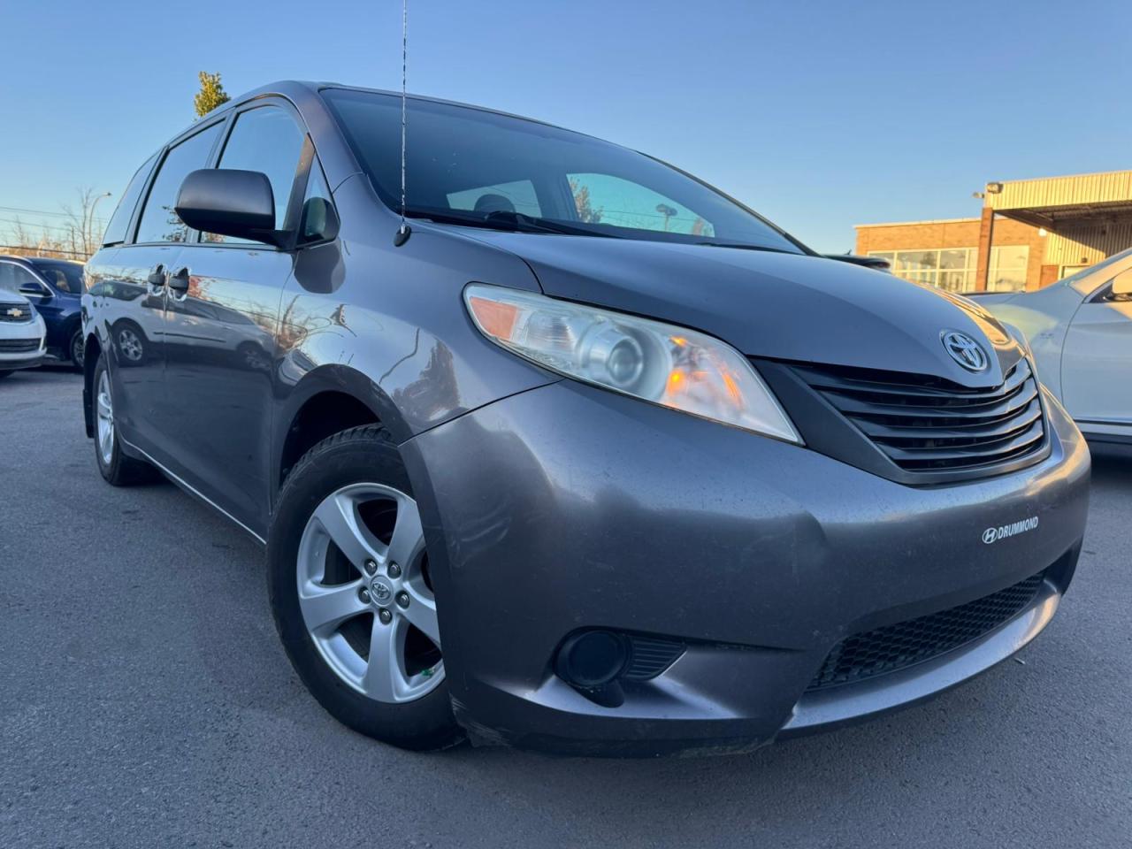 Used 2011 Toyota Sienna  for sale in Vaudreuil-Dorion, QC