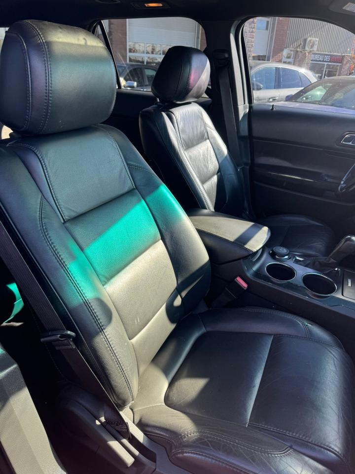 2012 Ford Explorer XLT - Photo #9