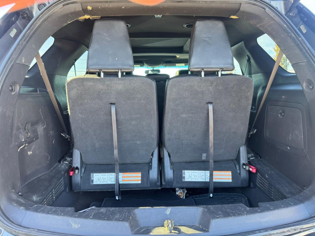 2012 Ford Explorer XLT - Photo #12