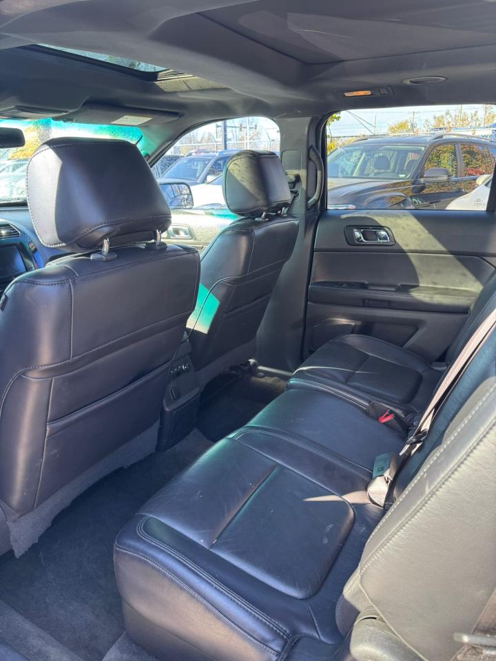 2012 Ford Explorer XLT - Photo #18