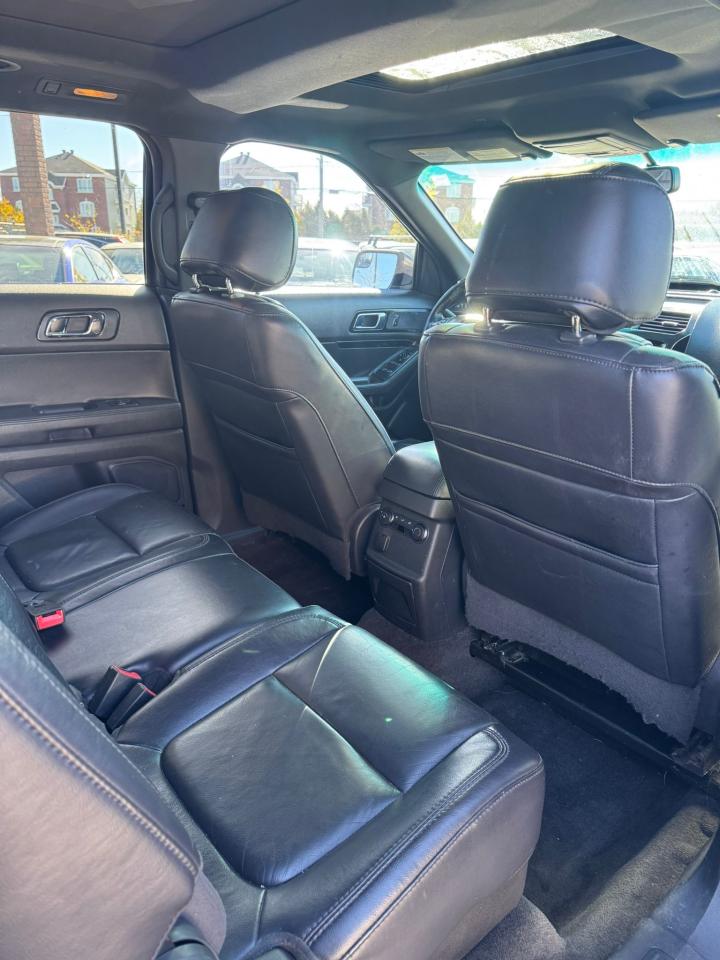 2012 Ford Explorer XLT - Photo #11