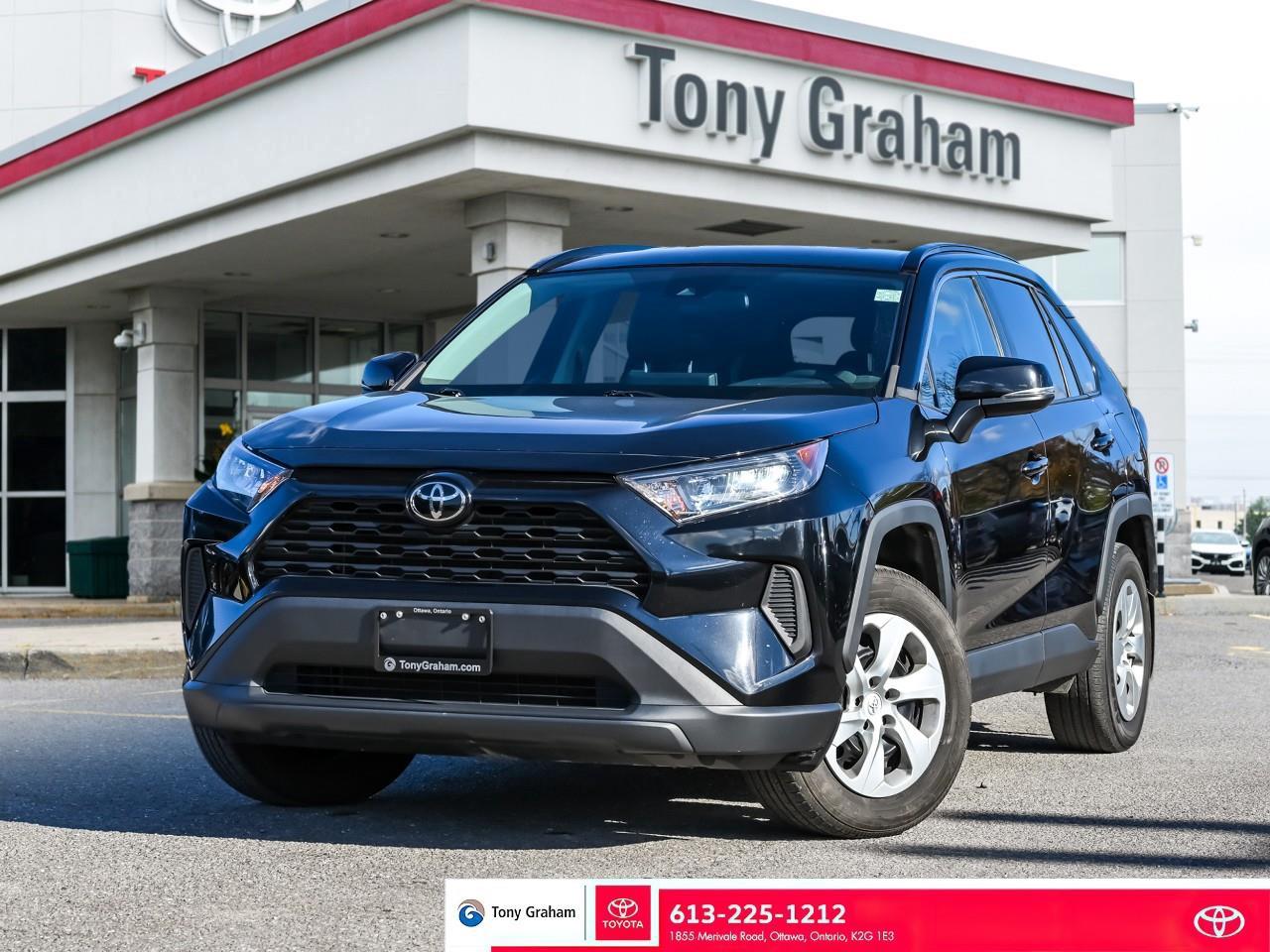 Used 2021 Toyota RAV4 LE for sale in Ottawa, ON