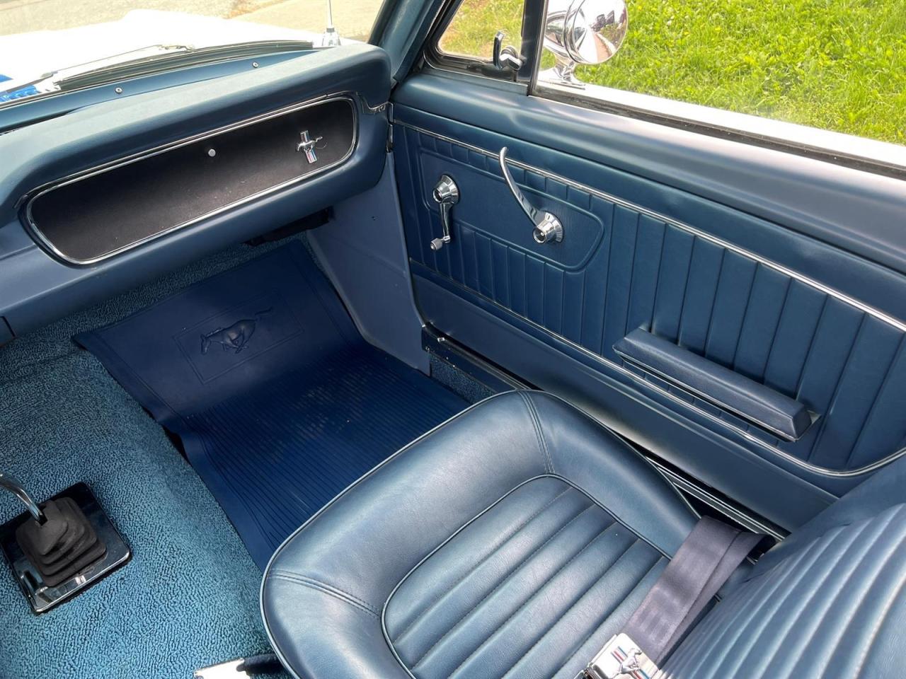 1965 Ford Mustang FASTBACK Photo