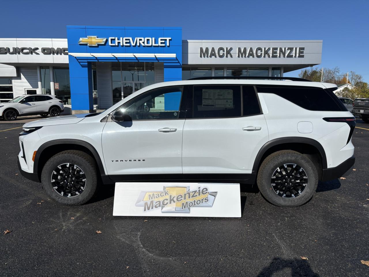 2026 Chevrolet Traverse 2026 Chevrolet Traverse Z71 AWD Photo