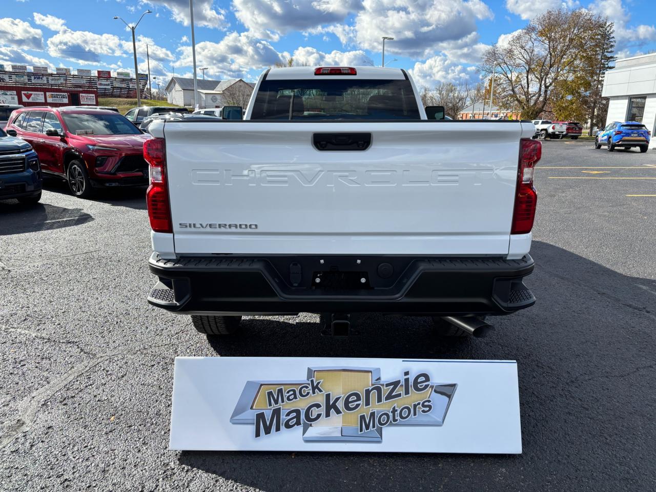 2026 Chevrolet Silverado 3500HD Work Truck 2026 Chevrolet Silverado 3500 WT 4WD Photo2