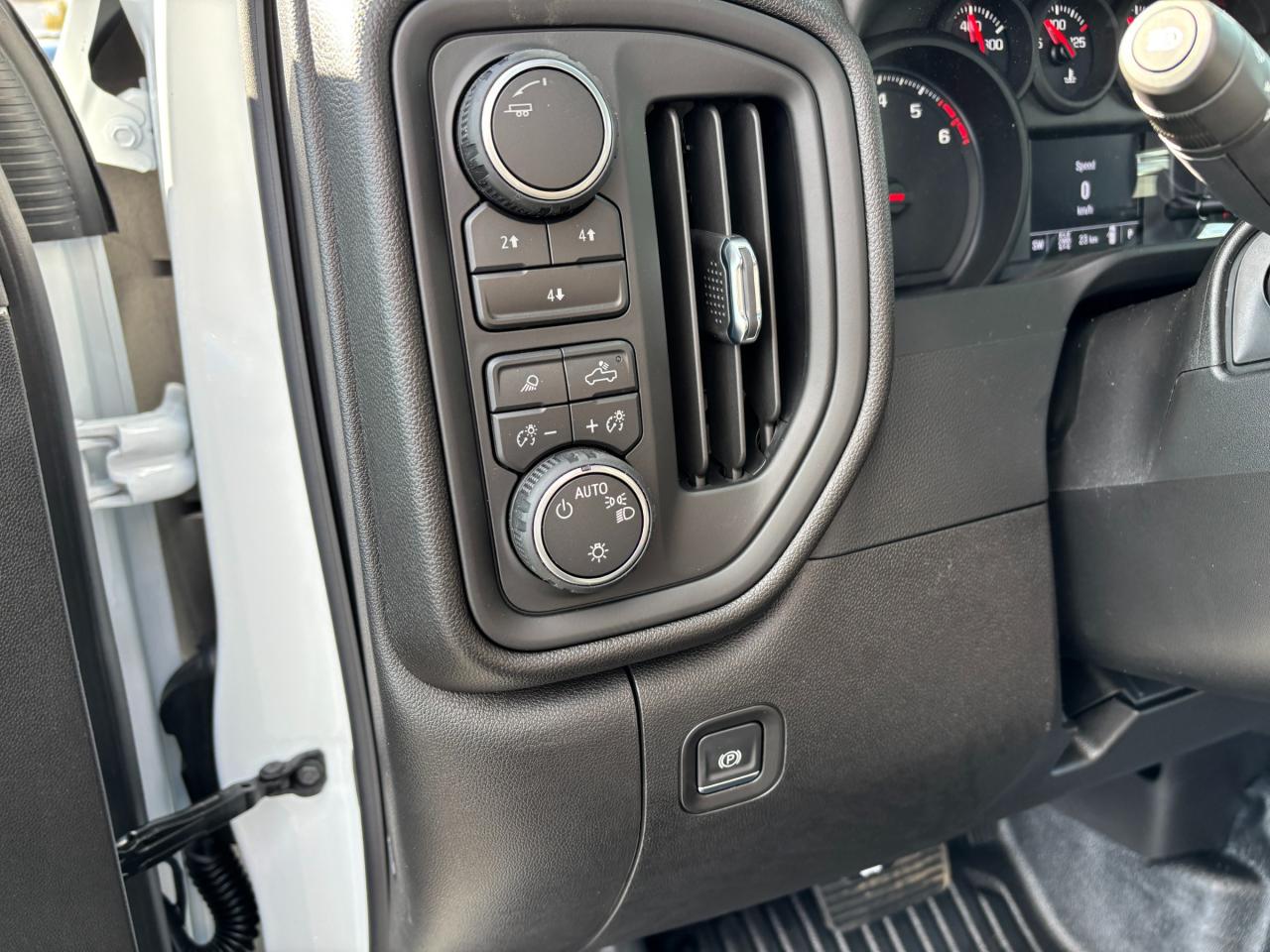 2026 Chevrolet Silverado 3500HD Work Truck 2026 Chevrolet Silverado 3500 WT 4WD Photo