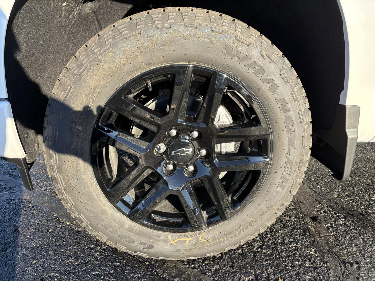 2026 Chevrolet Silverado 1500 2026 Chevrolet Silverado RST Crew Cab 4WD Photo