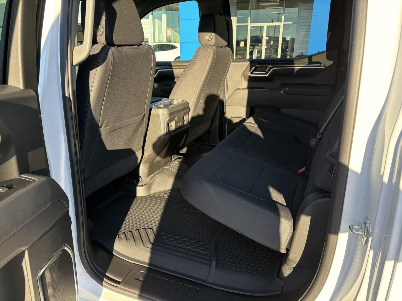 2026 Chevrolet Silverado 1500 2026 Chevrolet Silverado RST Crew Cab 4WD Photo