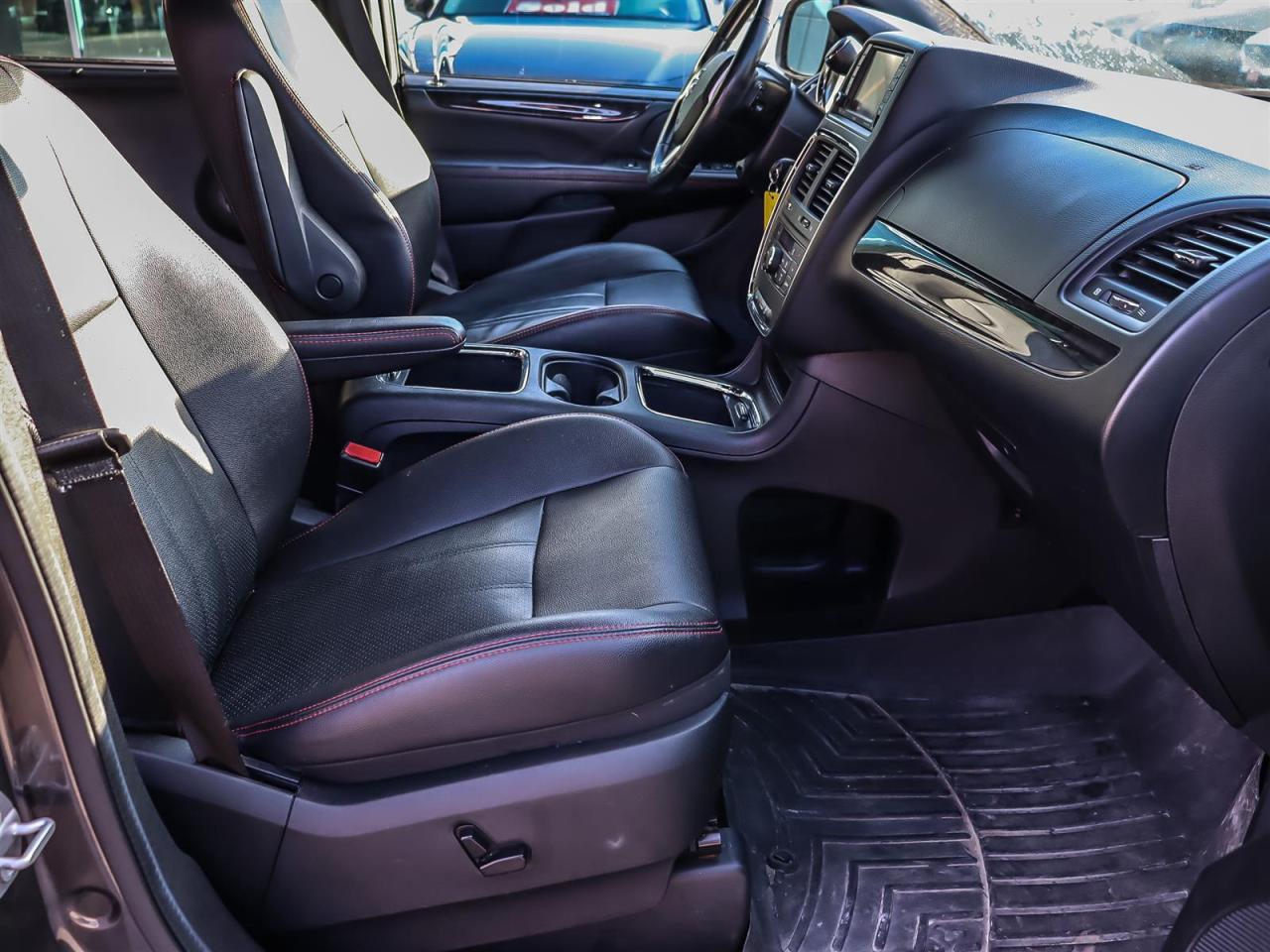 2020 Dodge Grand Caravan GT Photo