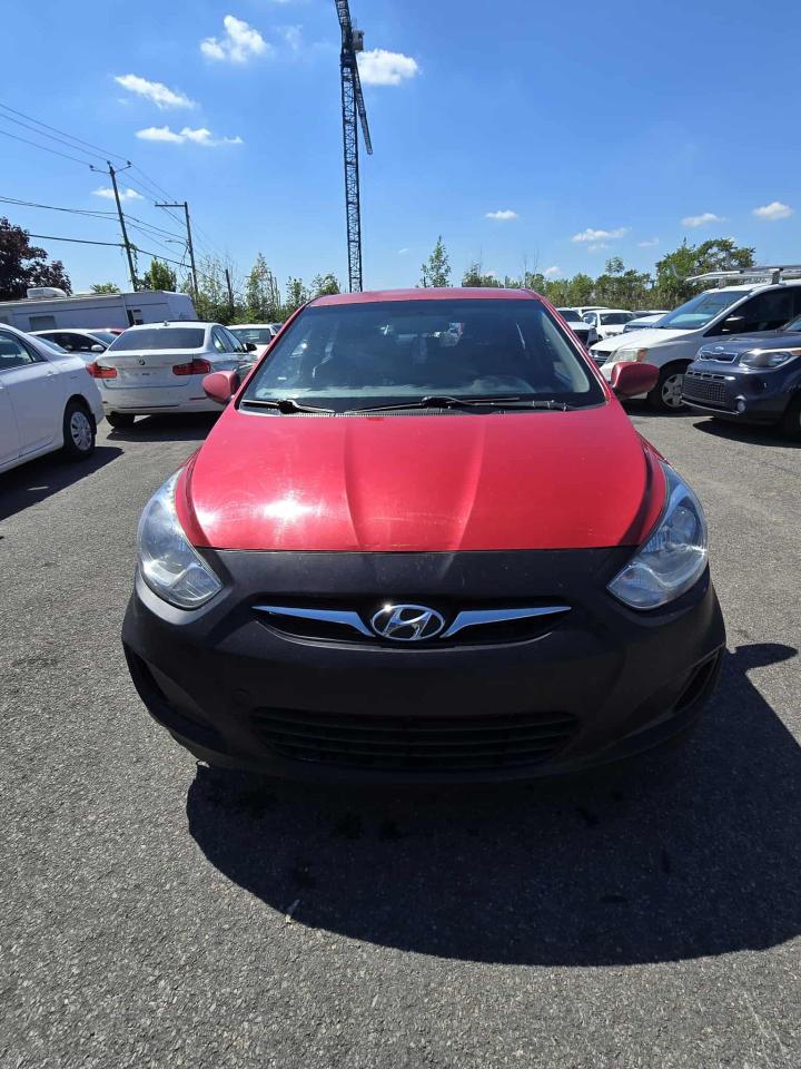2013 Hyundai Accent L - Photo #2