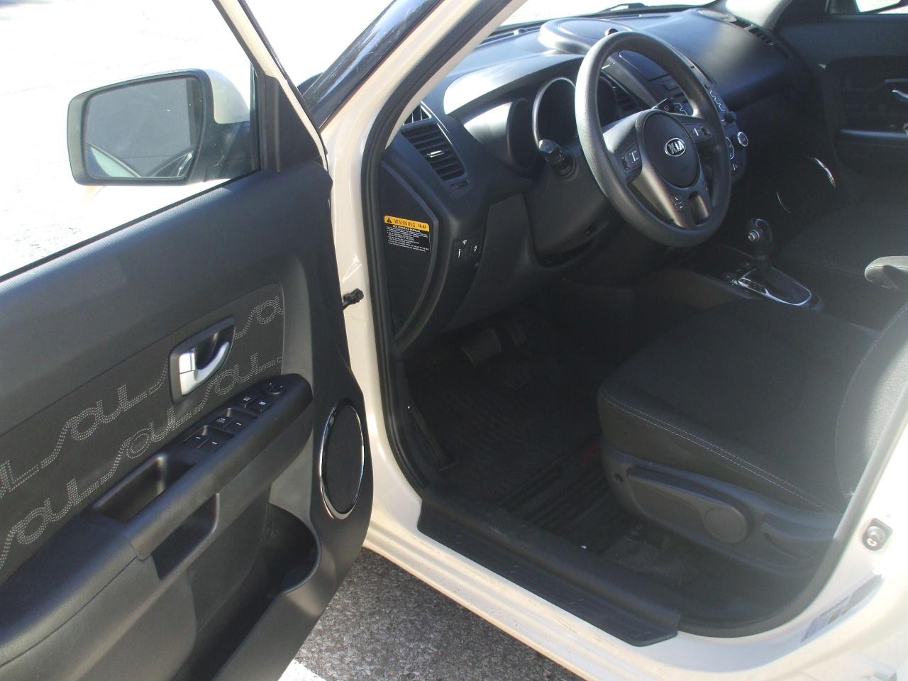 2013 Kia Soul 2u,One Owner,Auto, A/C,Certified,Bluetooth,2 Key's - Photo #10