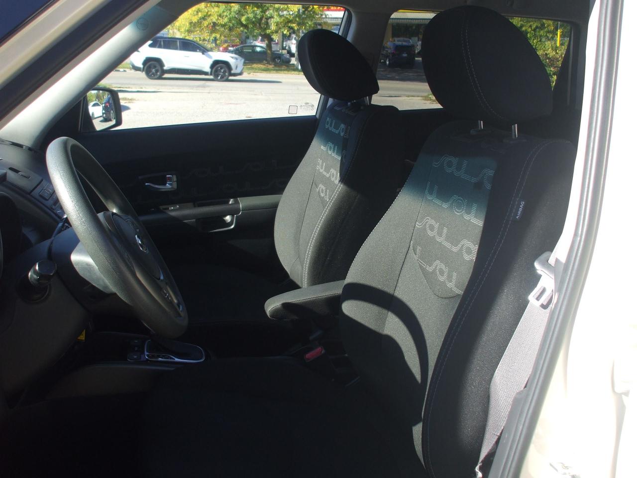 2013 Kia Soul 2u,One Owner,Auto, A/C,Certified,Bluetooth,2 Key's - Photo #11