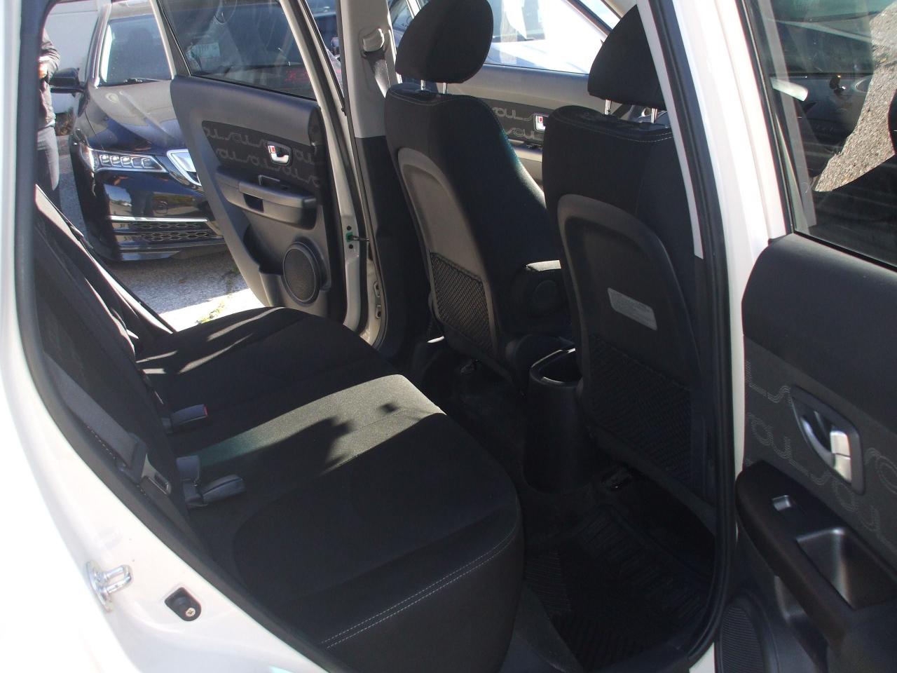 2013 Kia Soul 2u,One Owner,Auto, A/C,Certified,Bluetooth,2 Key's - Photo #14