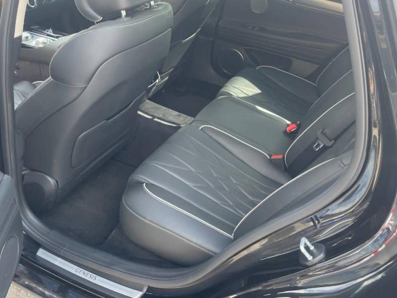 2024 Genesis G80 2.5T Advanced - Photo #15