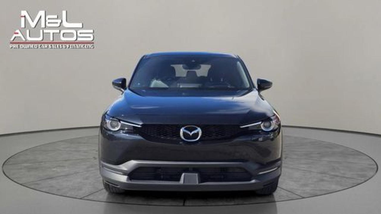 2022 Mazda MX-3 0 Premium - Photo #2