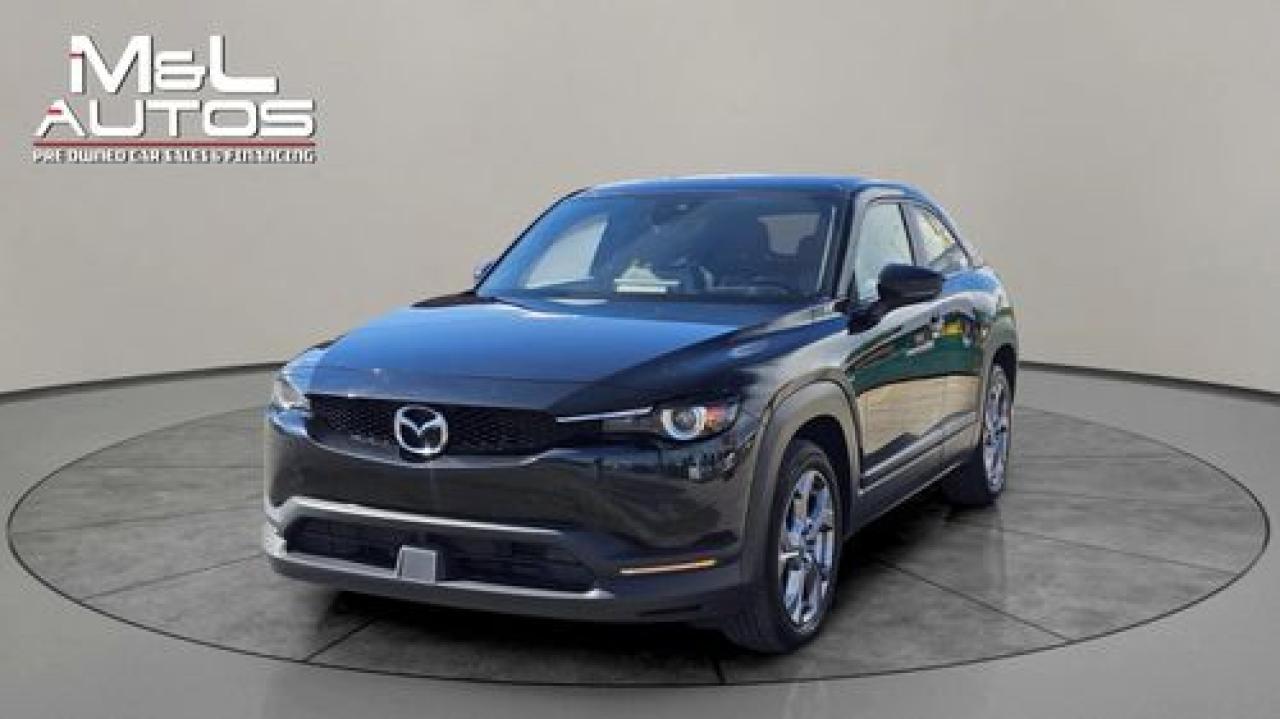 2022 Mazda MX-3 0 Premium - Photo #4