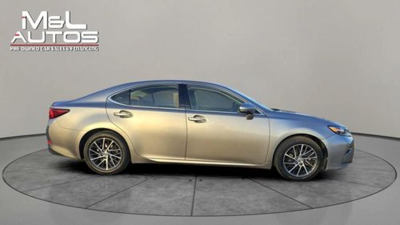 2017 Lexus ES 350 - Photo #6