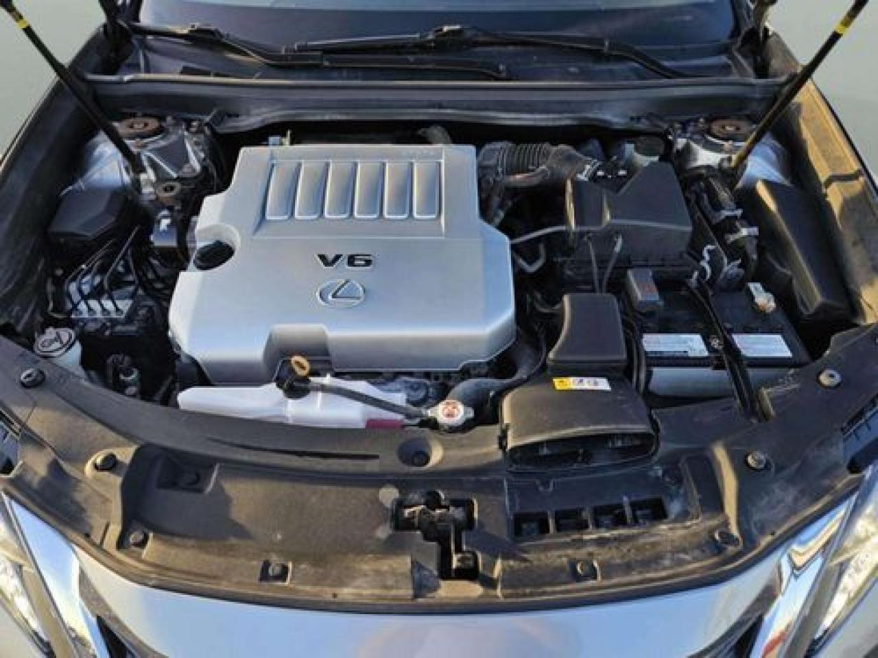 2017 Lexus ES 350 - Photo #23