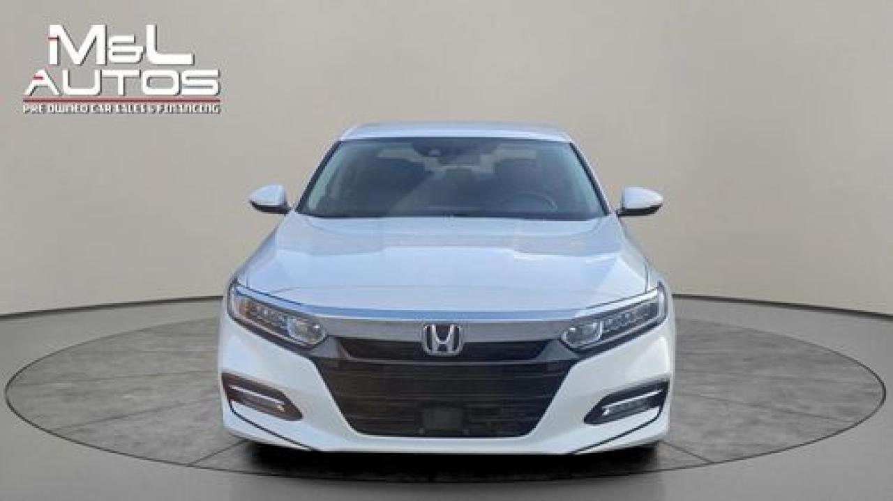 2019 Honda Accord base - Photo #2