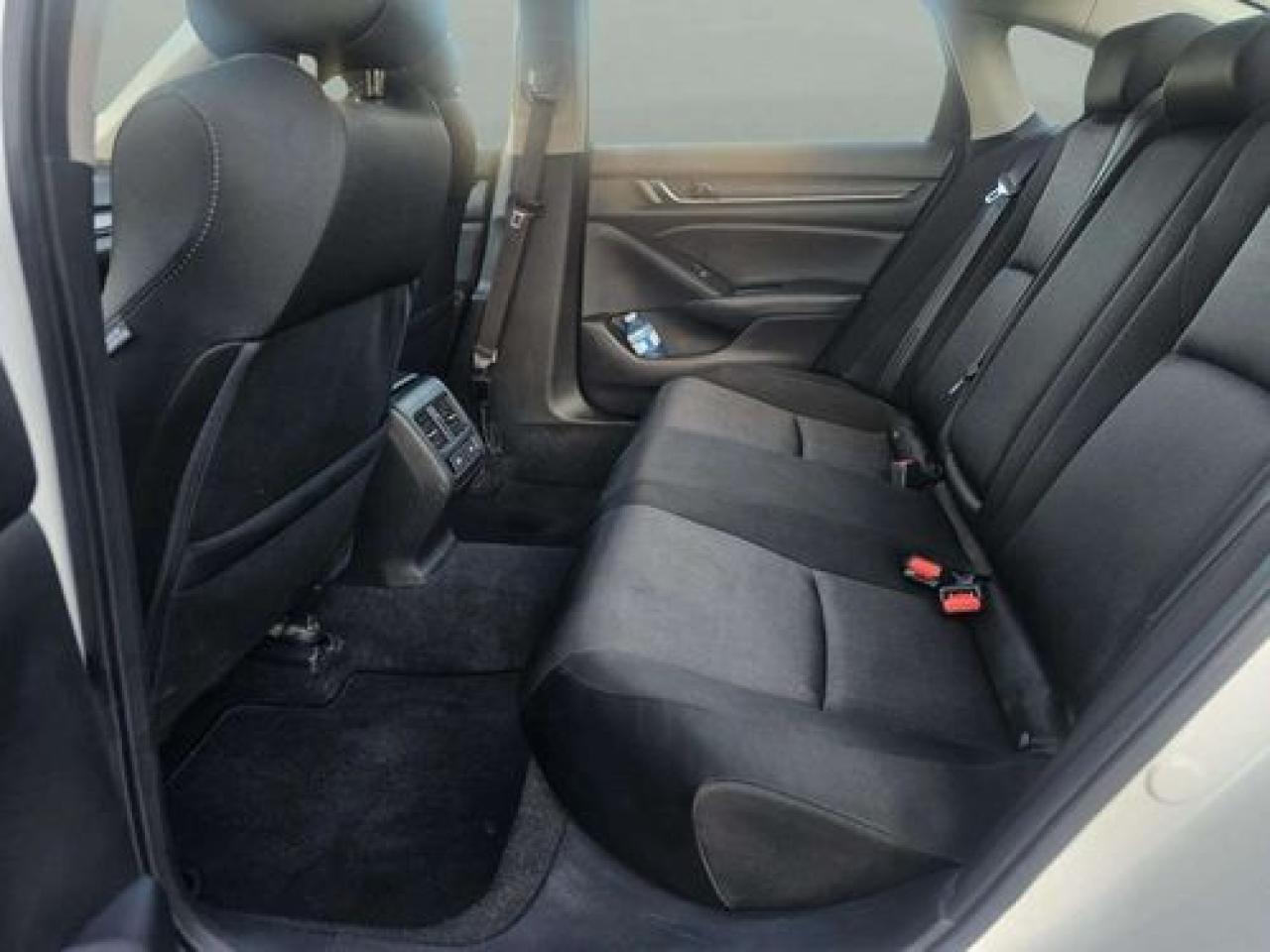 2019 Honda Accord base - Photo #18