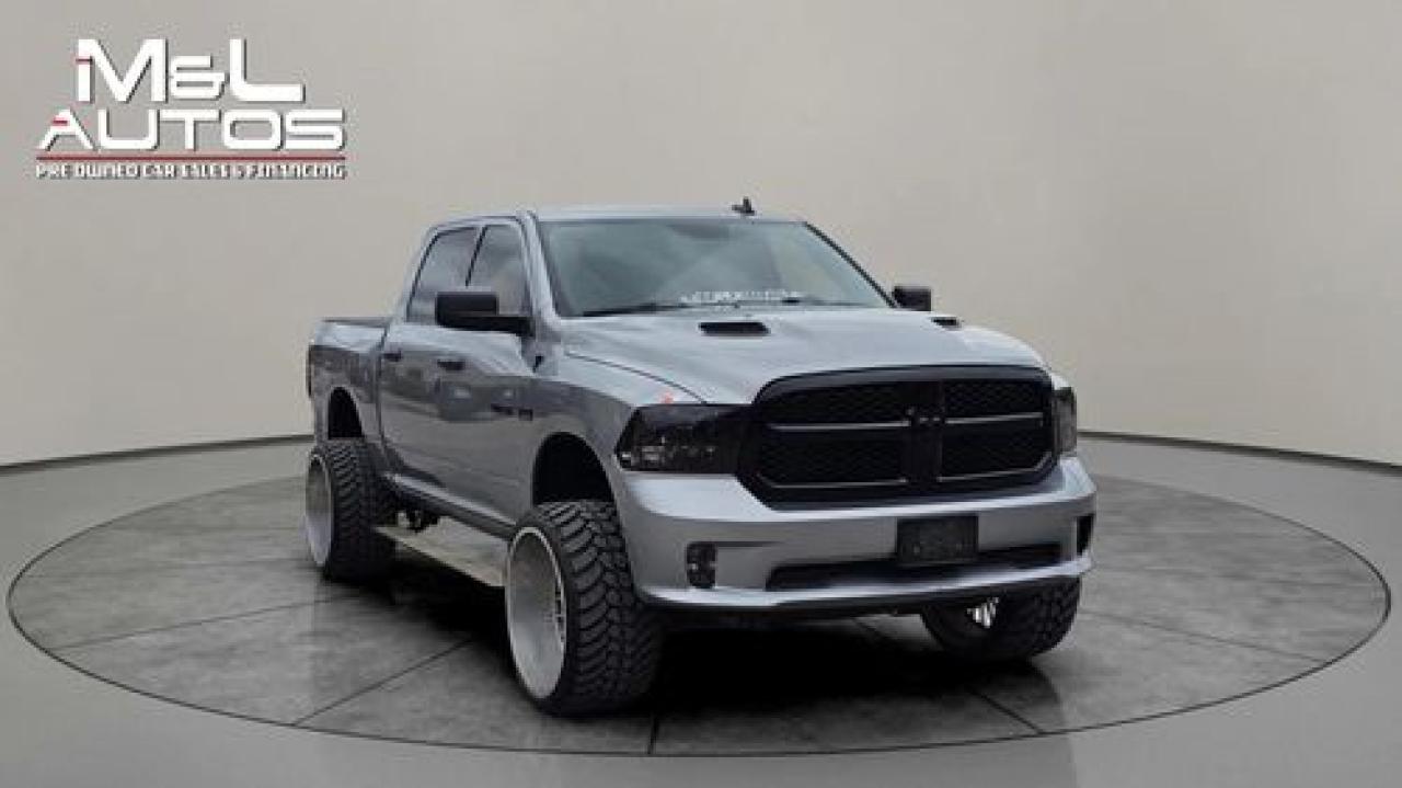 2020 RAM 1500 Classic TRADESMAN Photo3