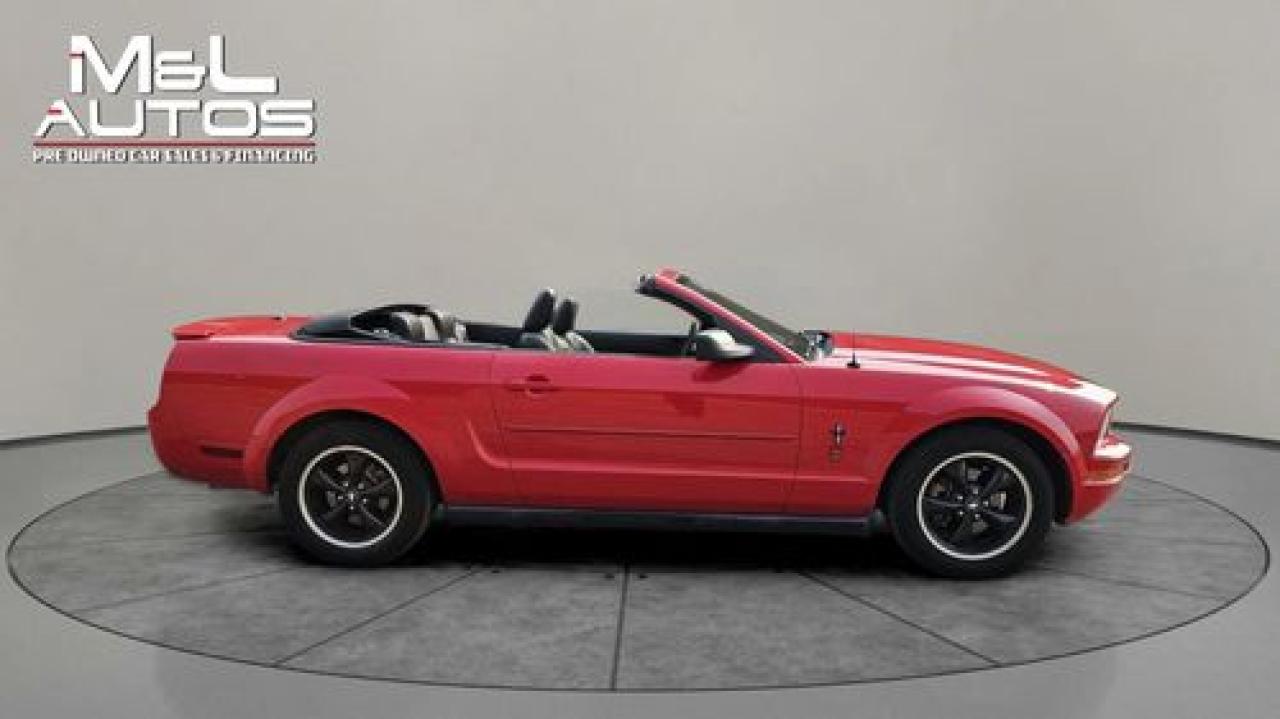 2007 Ford Mustang Deluxe - Photo #6