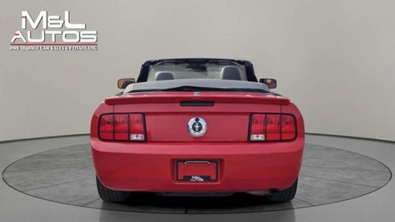 2007 Ford Mustang Deluxe - Photo #8