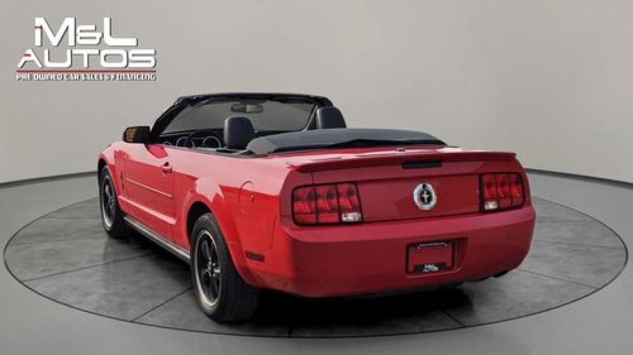 2007 Ford Mustang Deluxe - Photo #9