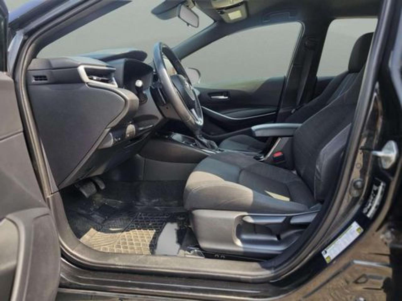 2020 Toyota Corolla SE - Photo #11
