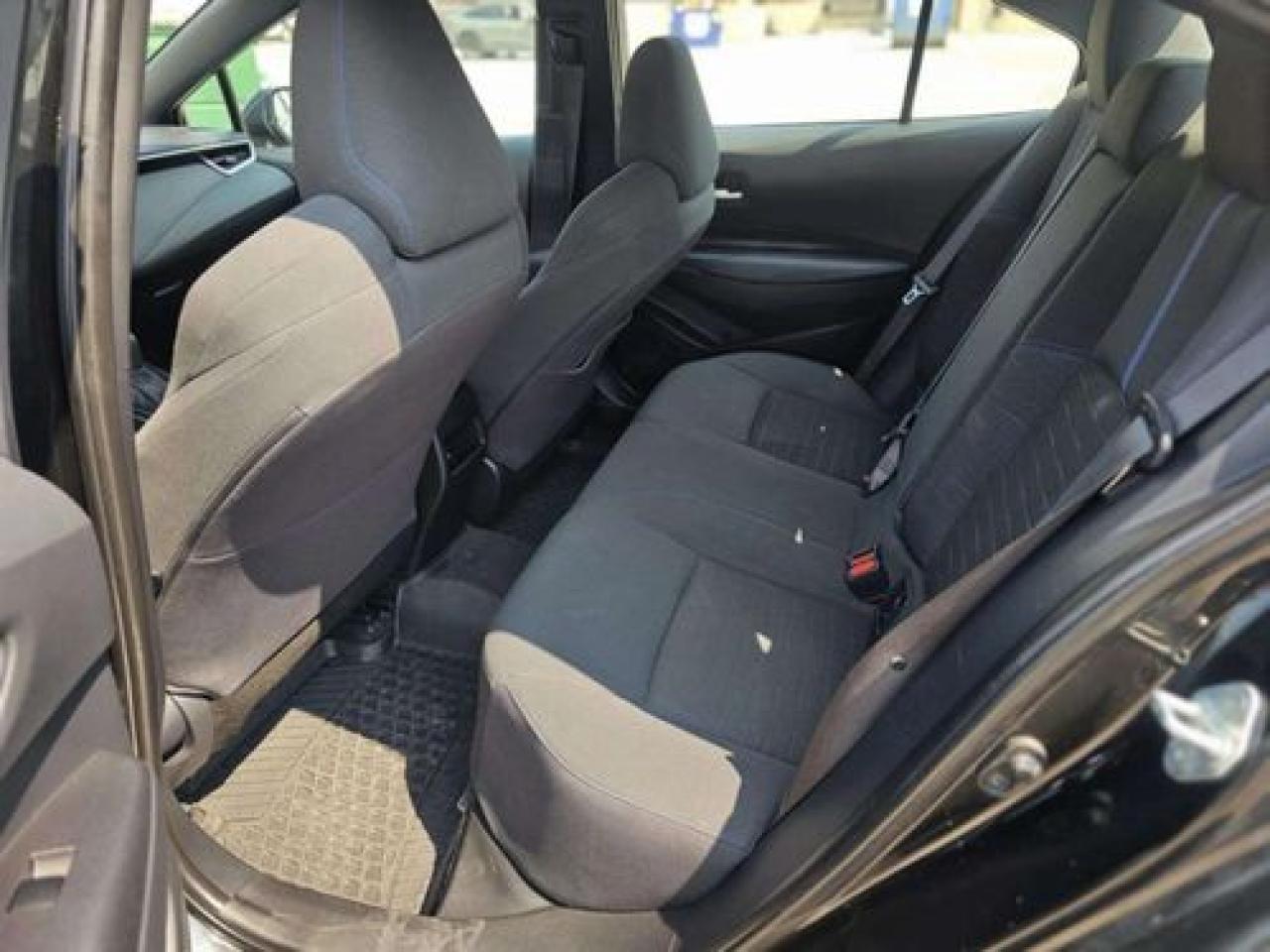 2020 Toyota Corolla SE - Photo #18