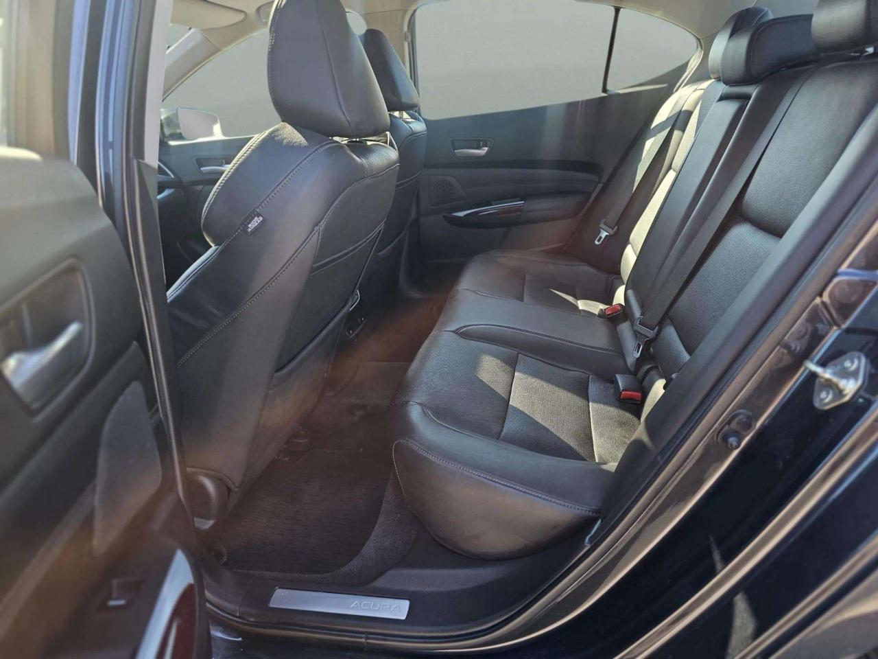2015 Acura TLX DCT - Photo #17