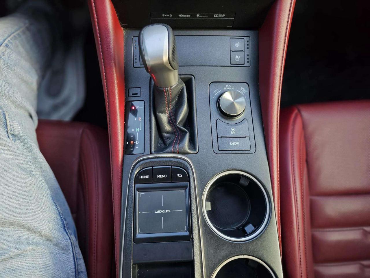 2015 Lexus RC Base - Photo #17