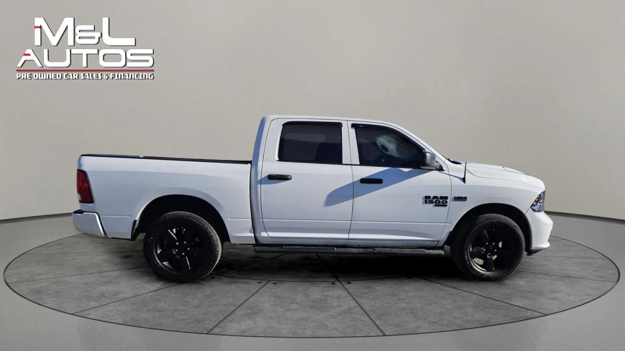 2021 RAM 1500 Crew Cab Express Photo3