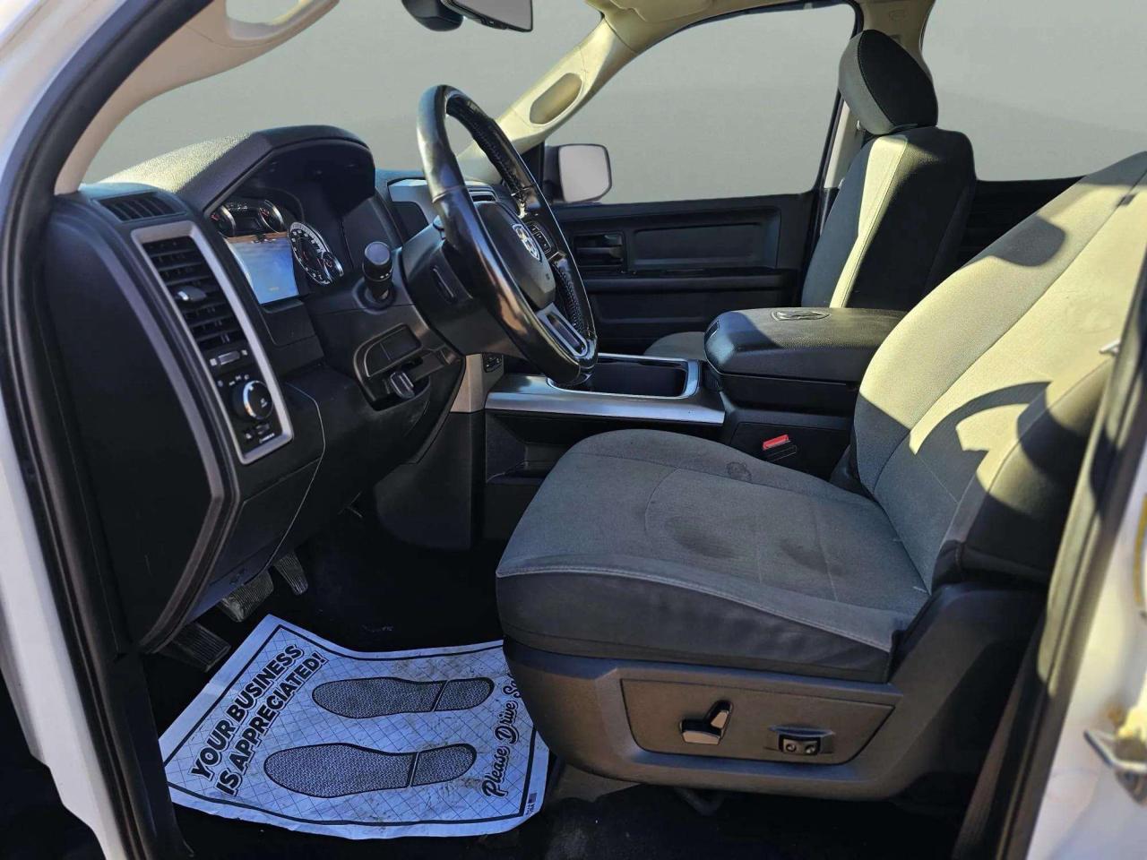 2021 RAM 1500 Crew Cab Express - Photo #10