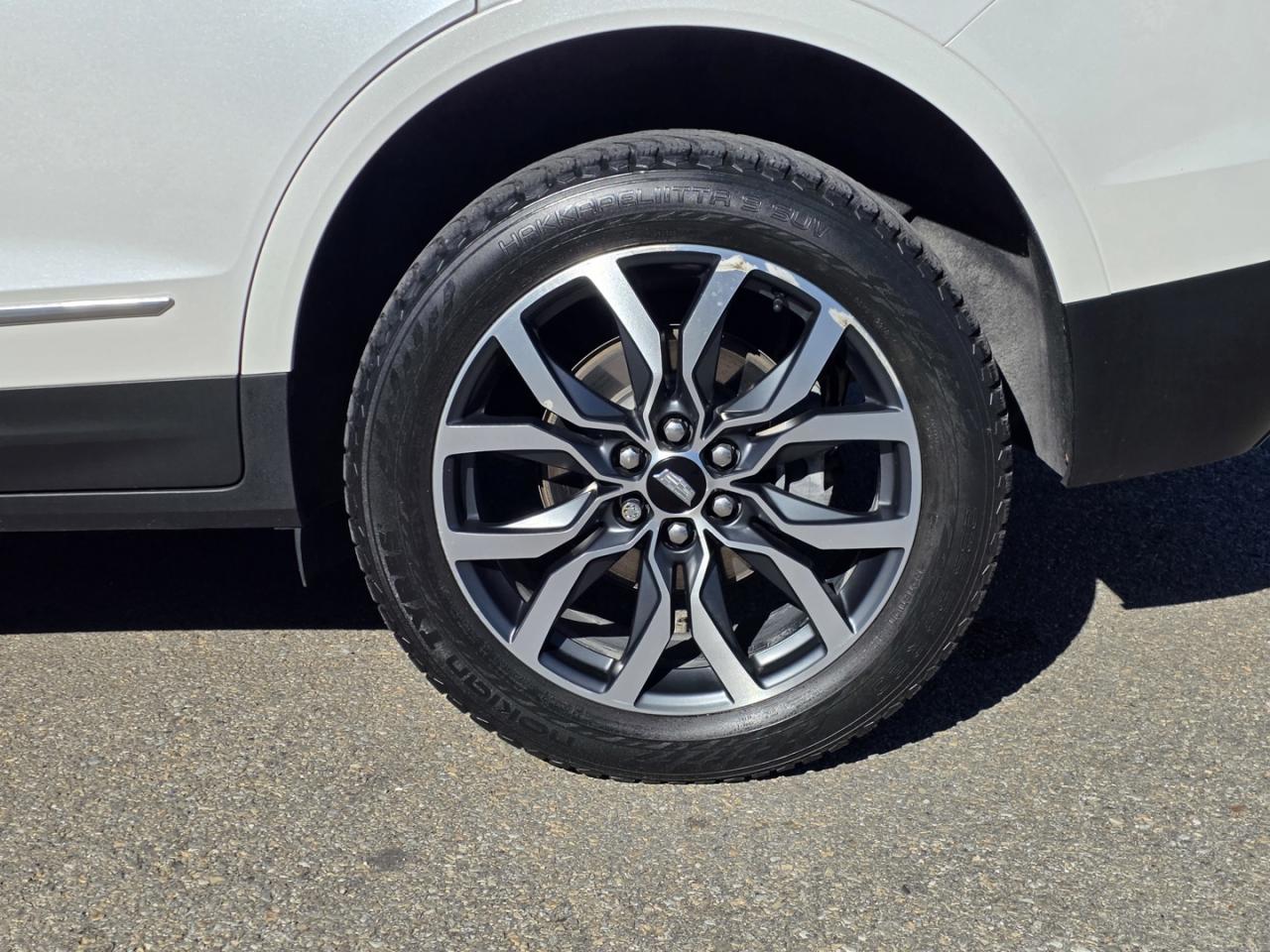 2021 Cadillac XT5 Sport AWD - Photo #9