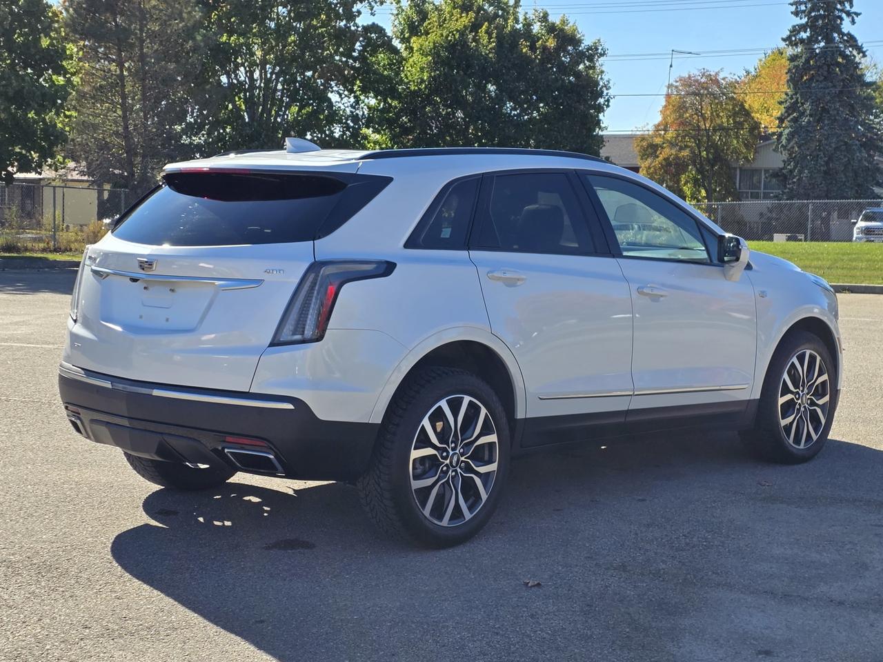 2021 Cadillac XT5 Sport AWD , Remote Start, Leather, Heated/Power Front Seats Photo4