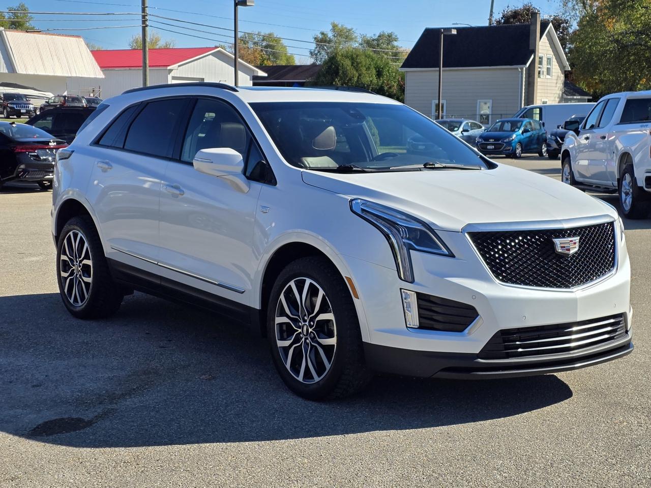 2021 Cadillac XT5 Sport AWD , Remote Start, Leather, Heated/Power Front Seats Photo