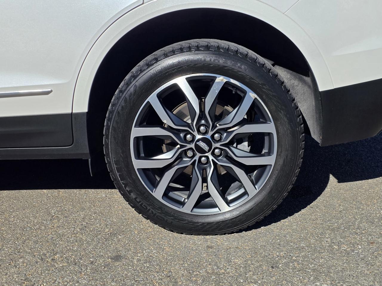 2021 Cadillac XT5 Sport AWD , Remote Start, Leather, Heated/Power Front Seats Photo