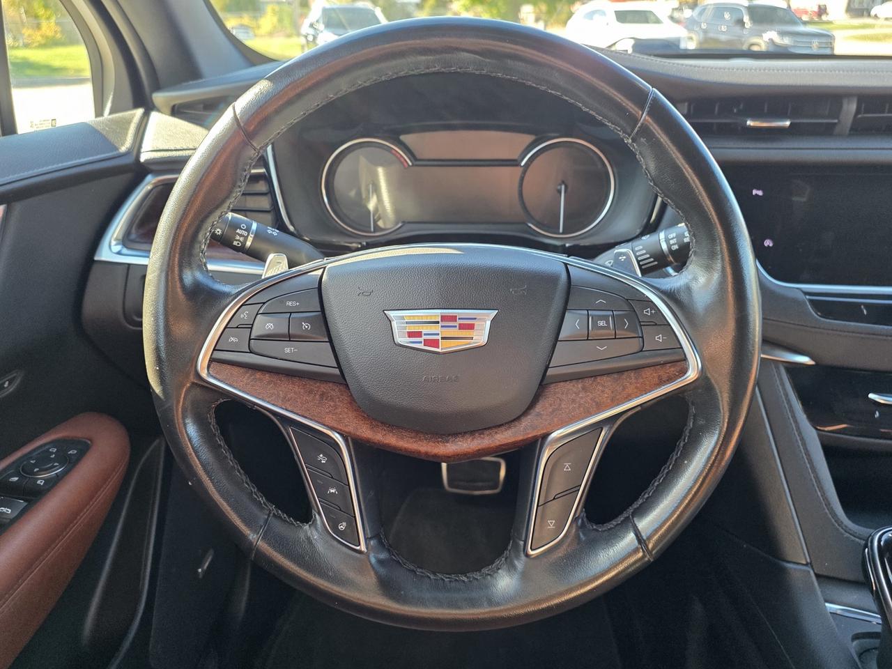 2021 Cadillac XT5 Sport AWD , Remote Start, Leather, Heated/Power Front Seats Photo