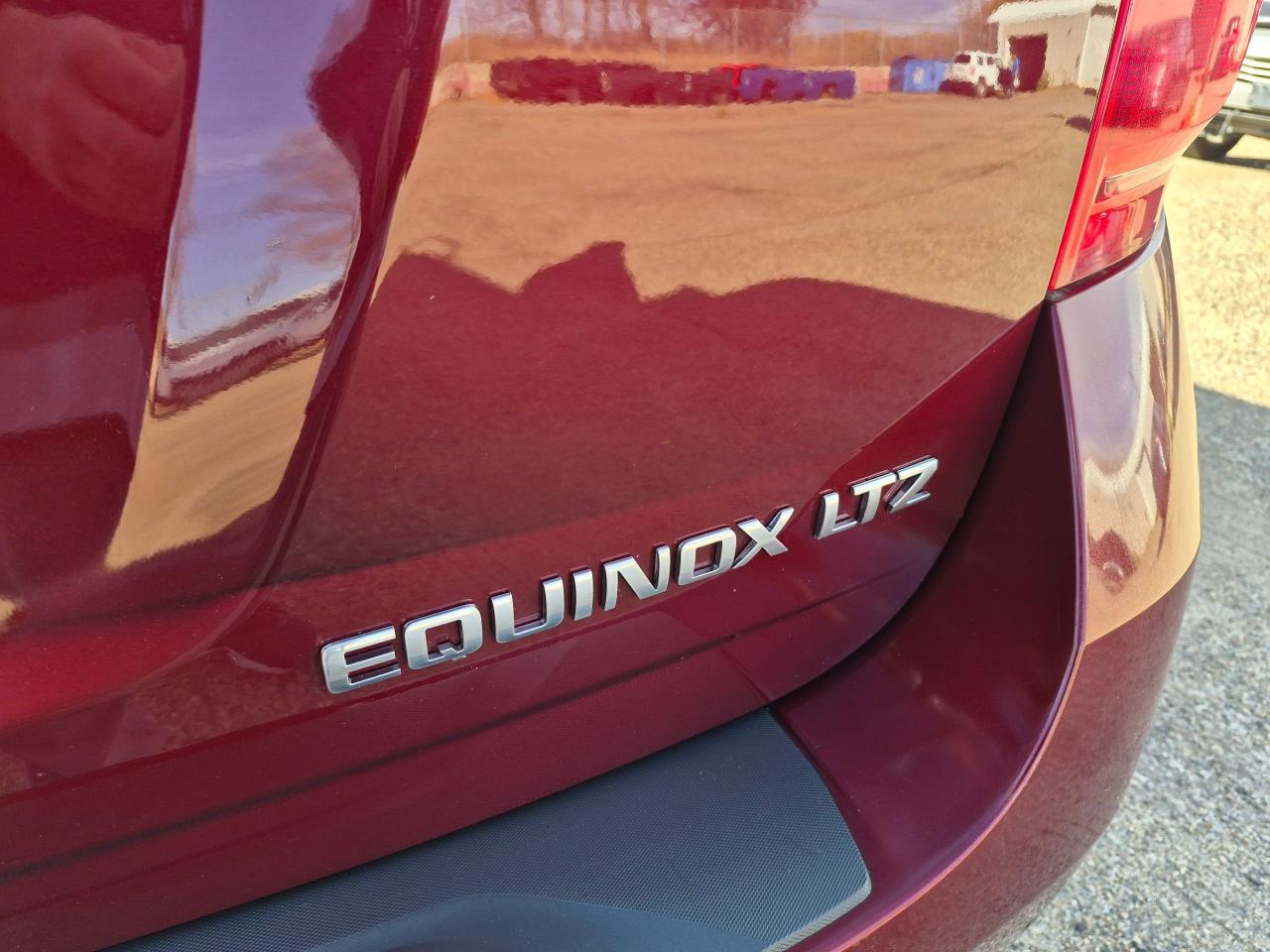 2016 Chevrolet Equinox LTZ AWD, Leather, Nav, Sunroof, Remote, BU Cam - Photo #6