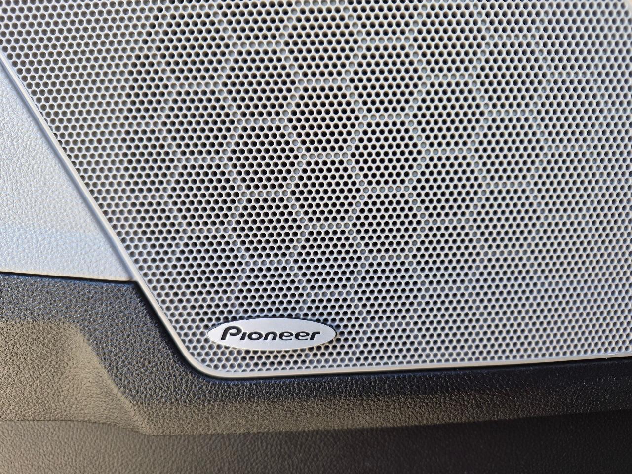 2016 Chevrolet Equinox LTZ AWD, Leather, Nav, Sunroof, Remote, BU Cam - Photo #23