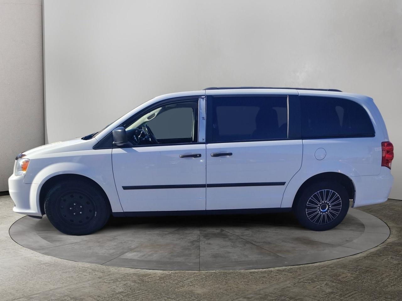 2015 Dodge Grand Caravan CANADA VALUE PACKAGE Photo3