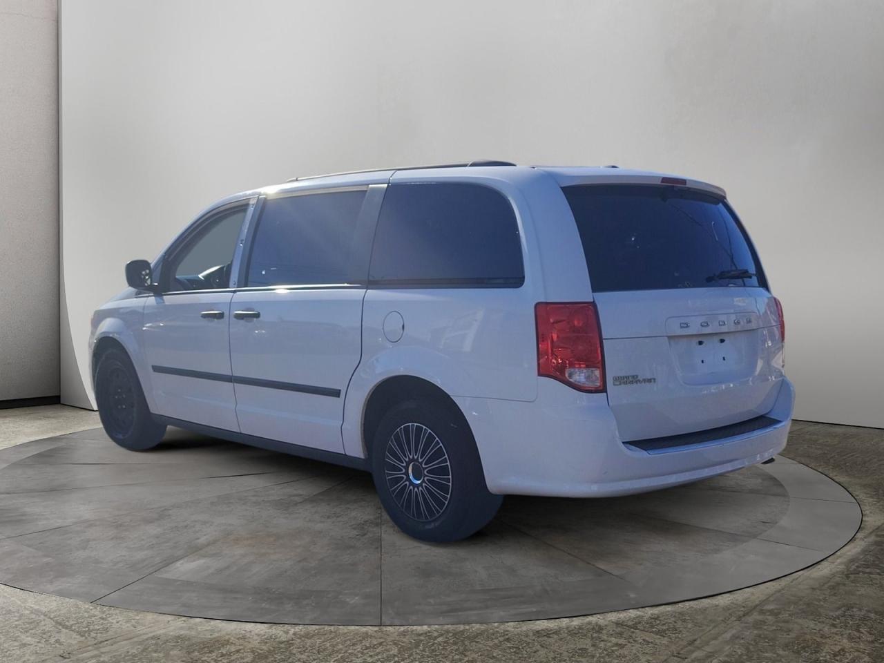 2015 Dodge Grand Caravan CANADA VALUE PACKAGE Photo4