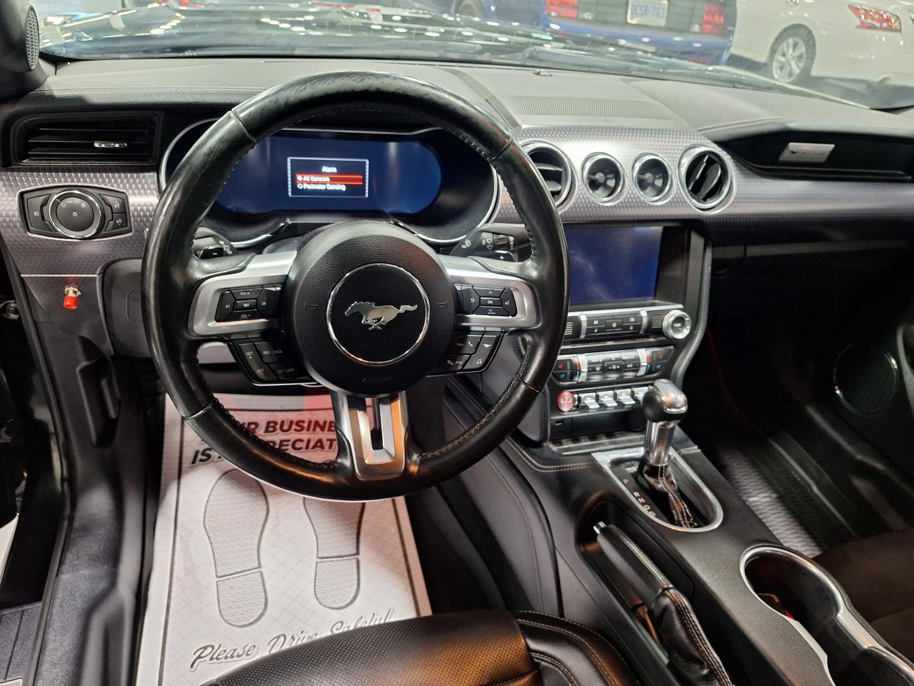 2019 Ford Mustang Convertible - Photo #13