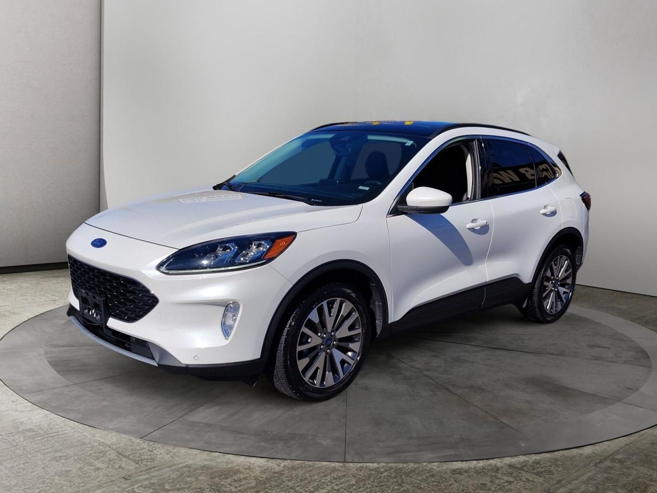 2022 Ford Escape Titanium AWD